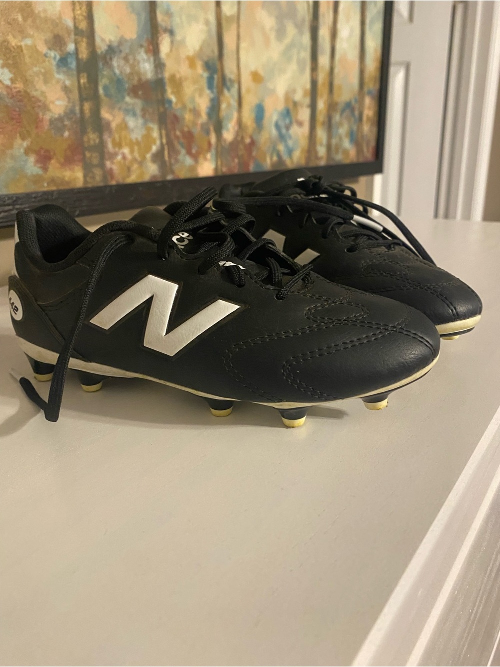 New Balance 13W Kids Black and White Soccer Cleats
